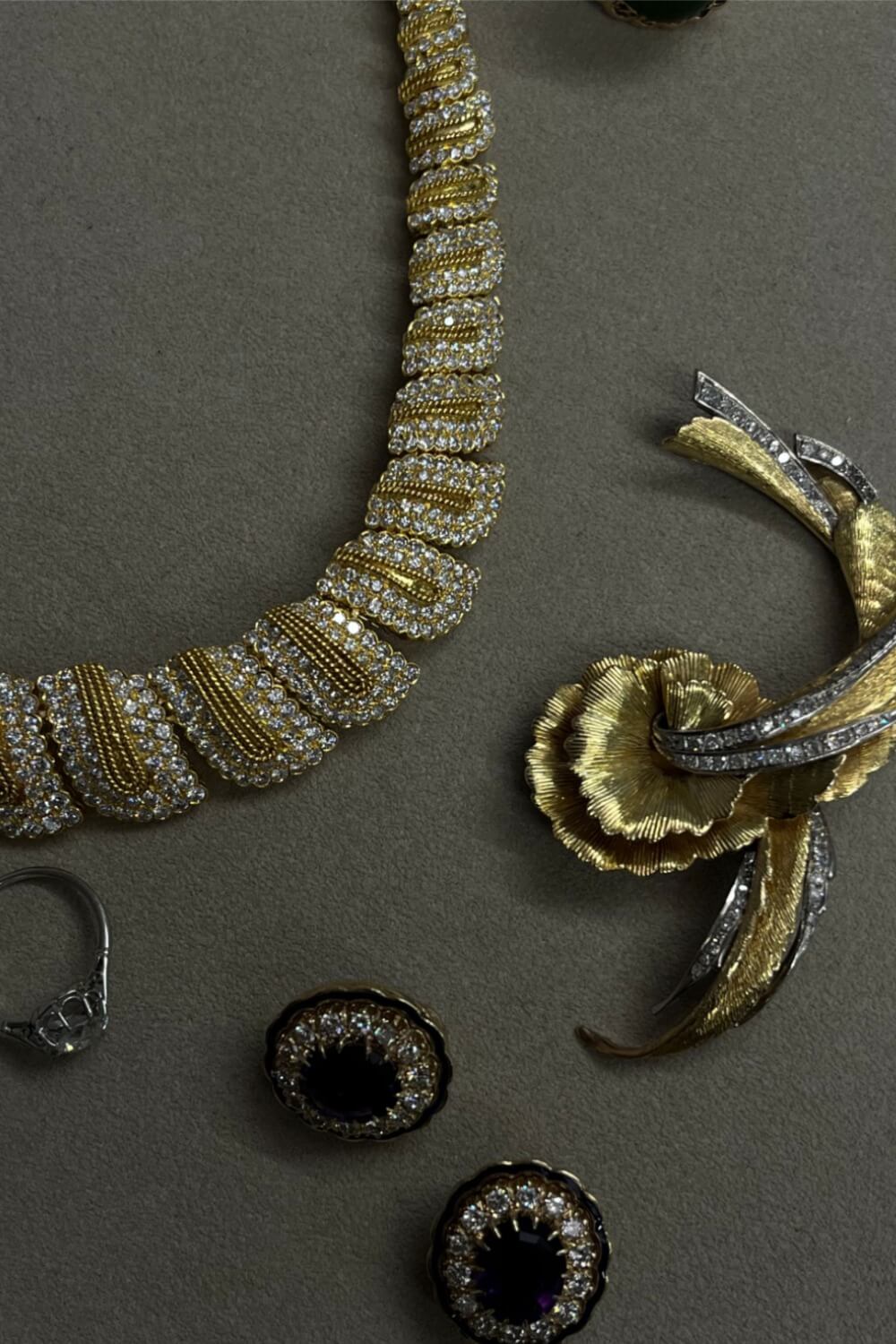 Elegant vintage bridal jewelry Vintage Inspired Bridal Jewelry